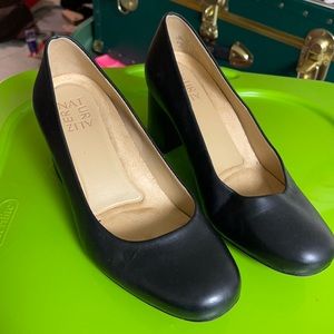 6.5 ww Naturalizer heels